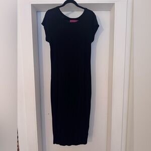 🌙3 FOR $20 
Boo-hoo body con short sleeve dress - 12